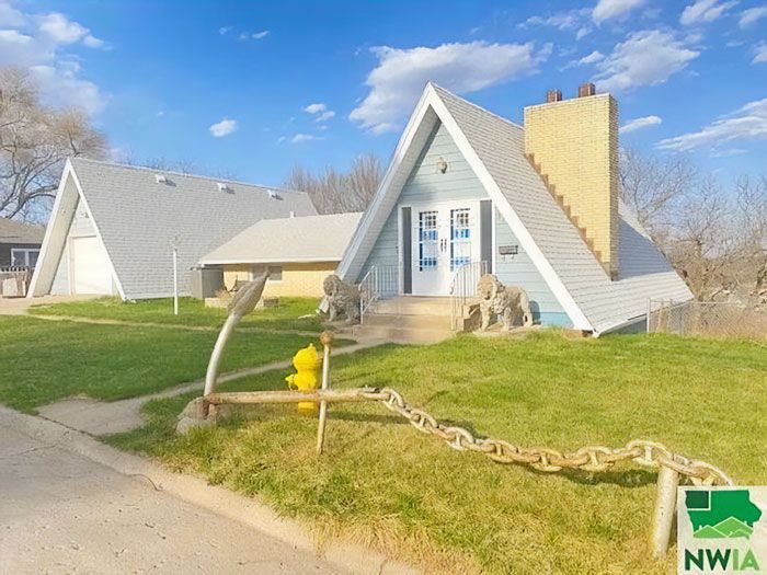 J’ai vraiment envie de parler de cette maison, mais je n’arrive pas à passer l’ancre.