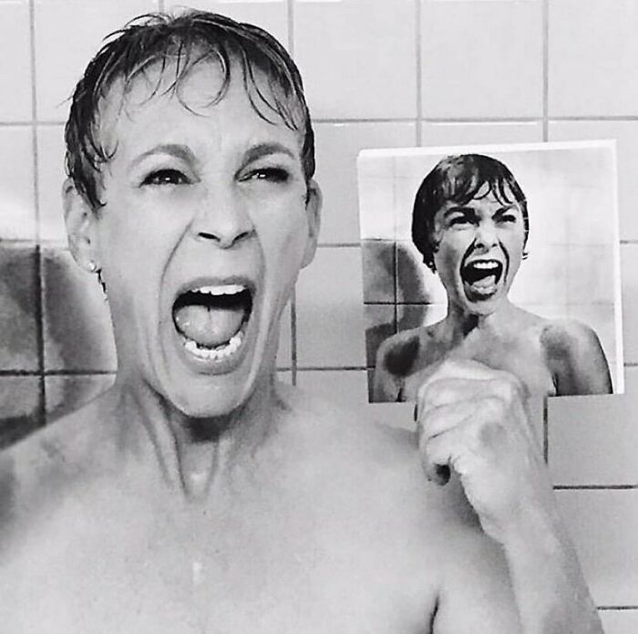 jamie lee curtis recrée la scène de douche emblématique du film « psycho » (1960) dans lequel sa mère, janet leigh, jouait.
