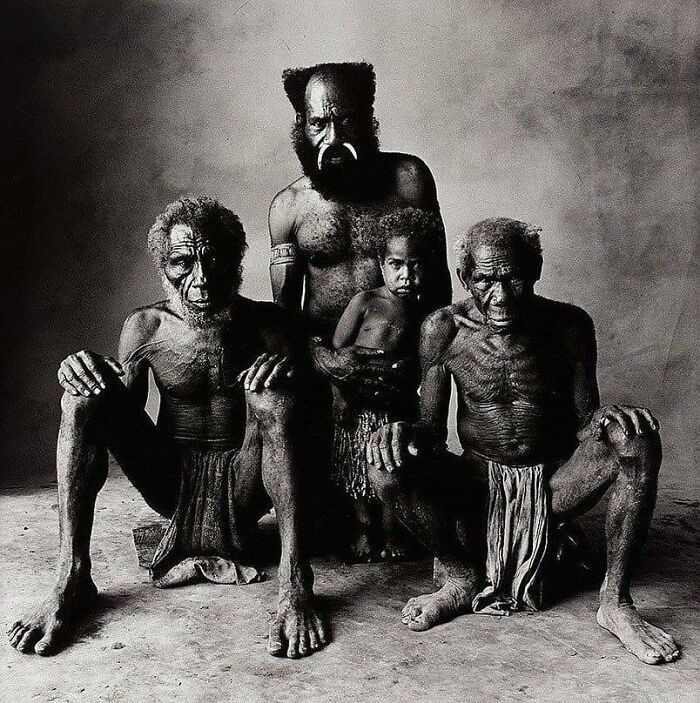père, fils, grand-père et arrière-grand-père, nouvelle guinée, 1970