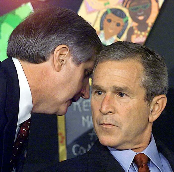 le moment où le président bush a été informé de l’attaque terroriste du 11 septembre, 2001