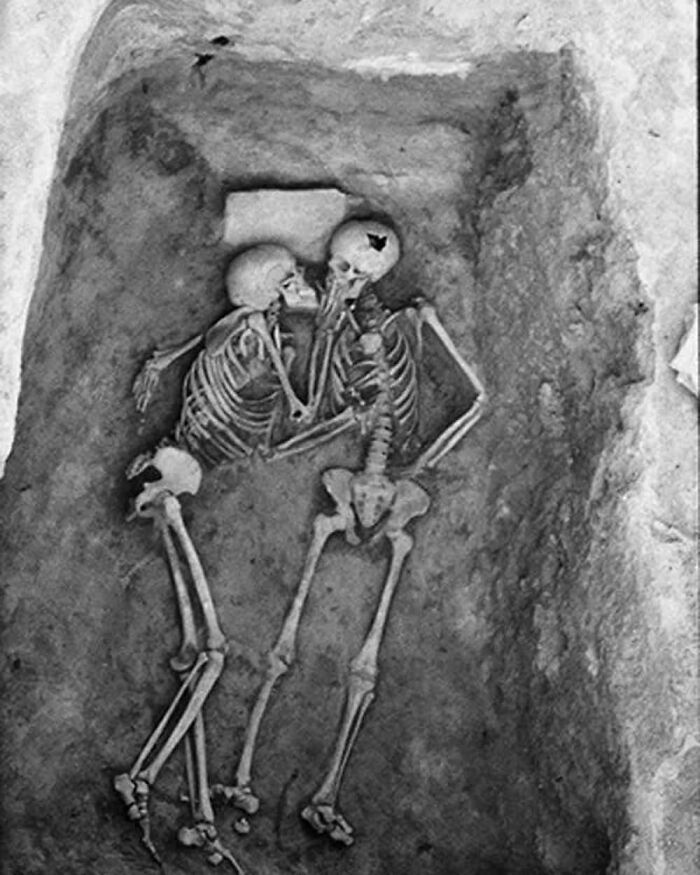 le baiser vieux de 2800 ans !