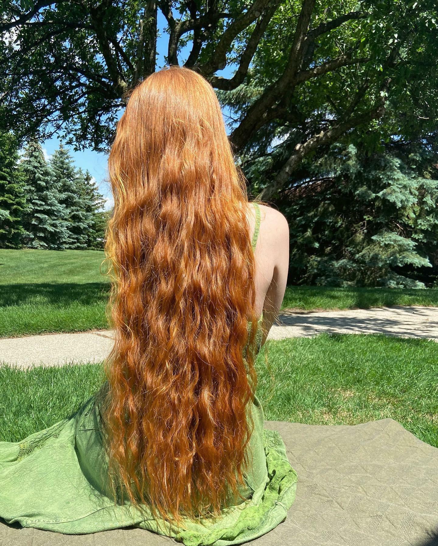a défait ma tresse et a trouvé que mes cheveux étaient jolis :)