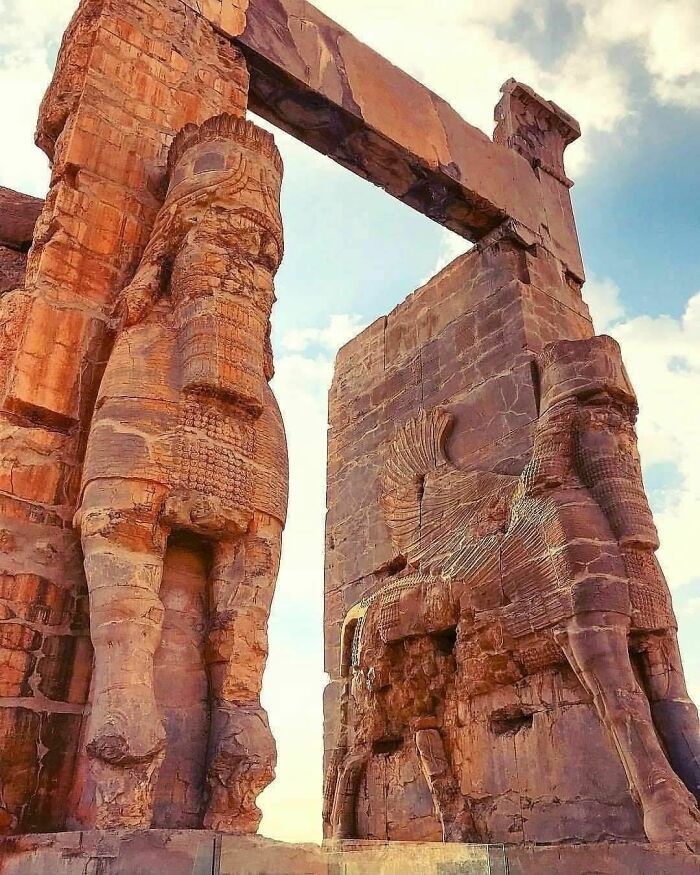 porte de toutes les nations également connue sous le nom de porte de xerses à persepolis, iran 486-465 bc