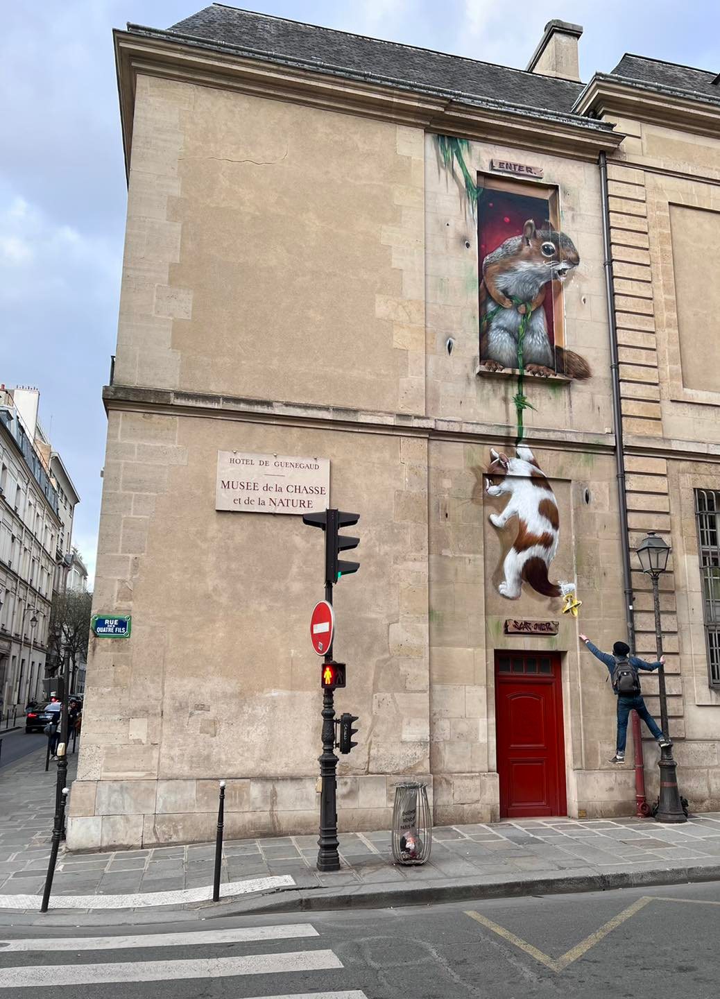 Un artiste de rue français peint des graffitis en 3D et ce n’est pas pour les âmes sensibles (26 nouvelles photos).