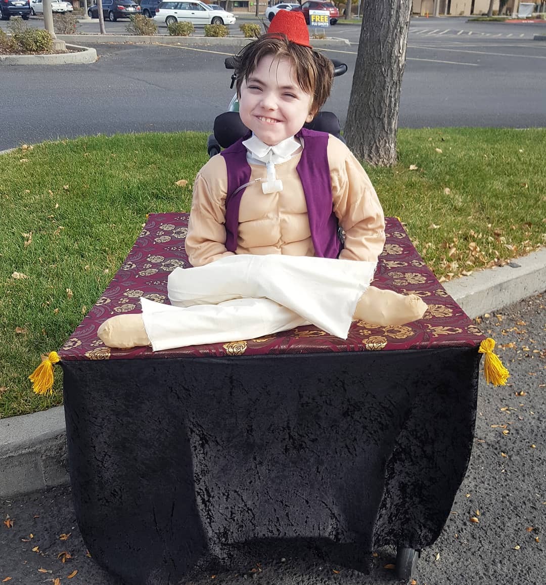 joyeux halloween de la part d’aladin