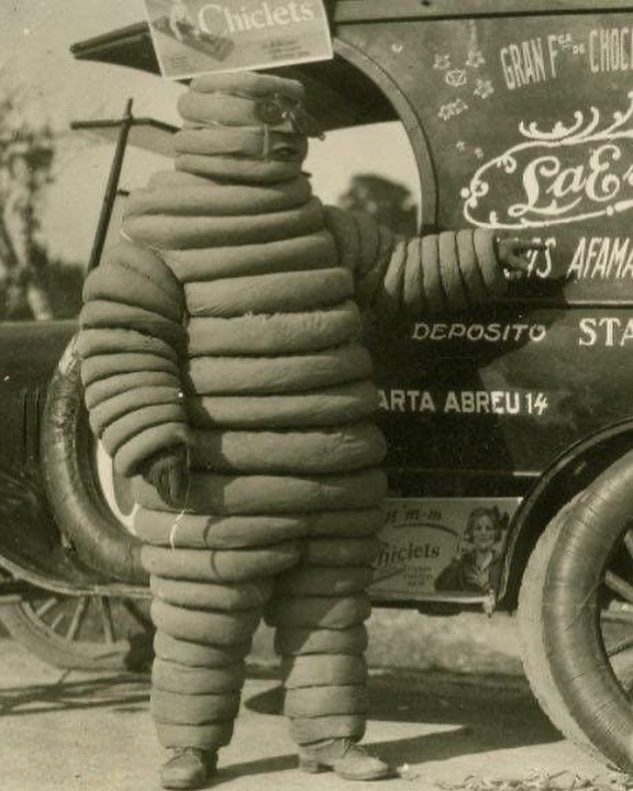 l’homme original des pneus michelin, 1926