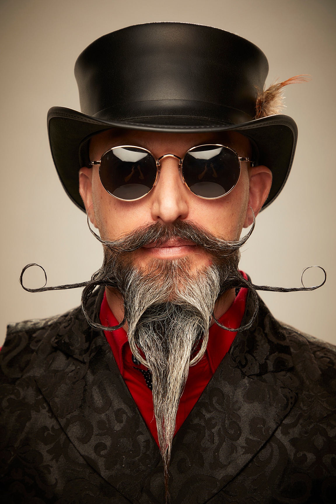 30 photos du championnat 2022 de barbe et moustache qui met en valeur les poils de visage de niveau supérieur