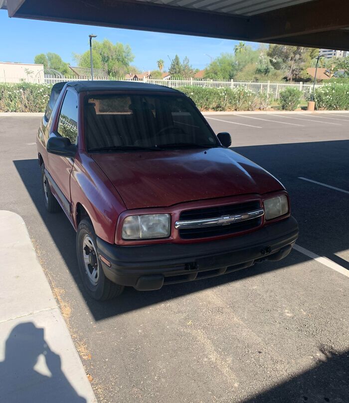 J’ai garé ma voiture parfaitement le matin pour qu’elle soit encore à 100 % à l’ombre l’après-midi. C’est le summum du stationnement en Arizona.