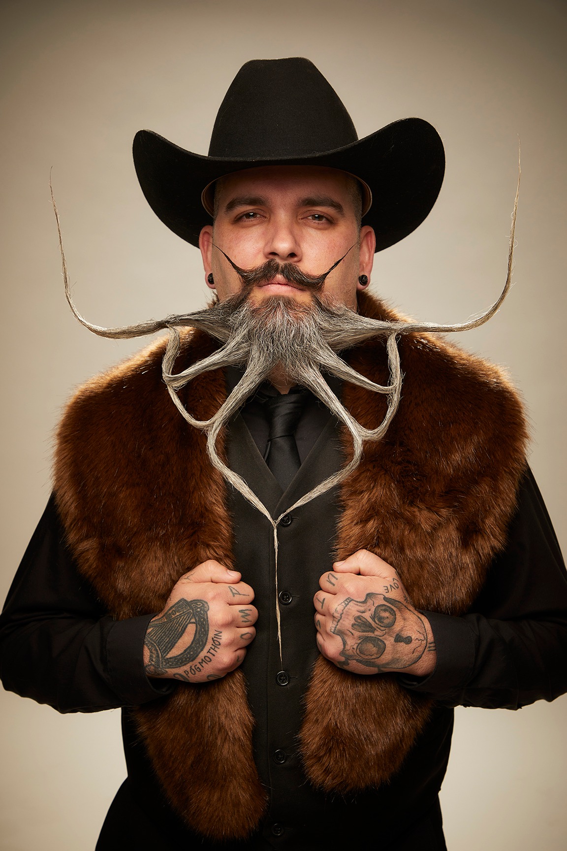 30 photos du championnat 2022 de barbe et moustache qui met en valeur les poils de visage de niveau supérieur