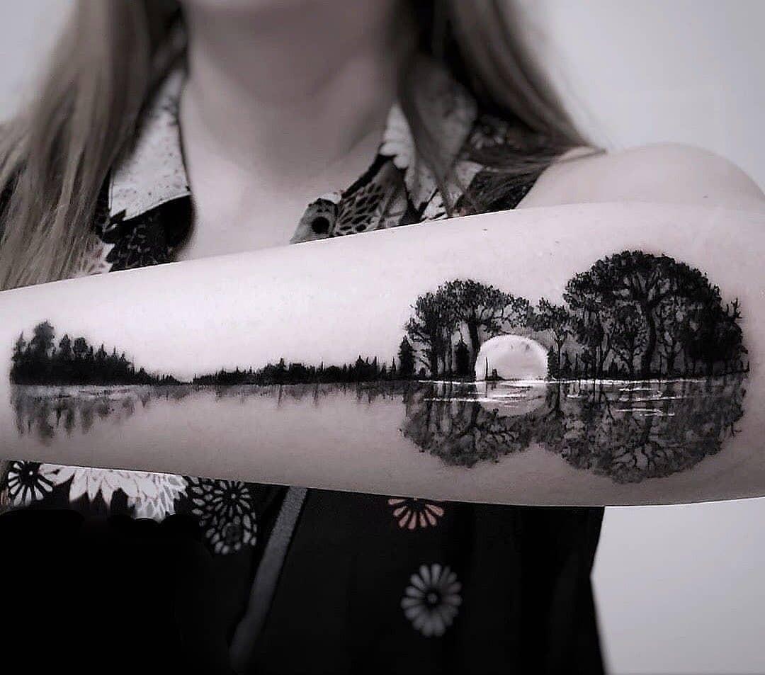 art du tatouage par © laura koski de pori, en finlande.