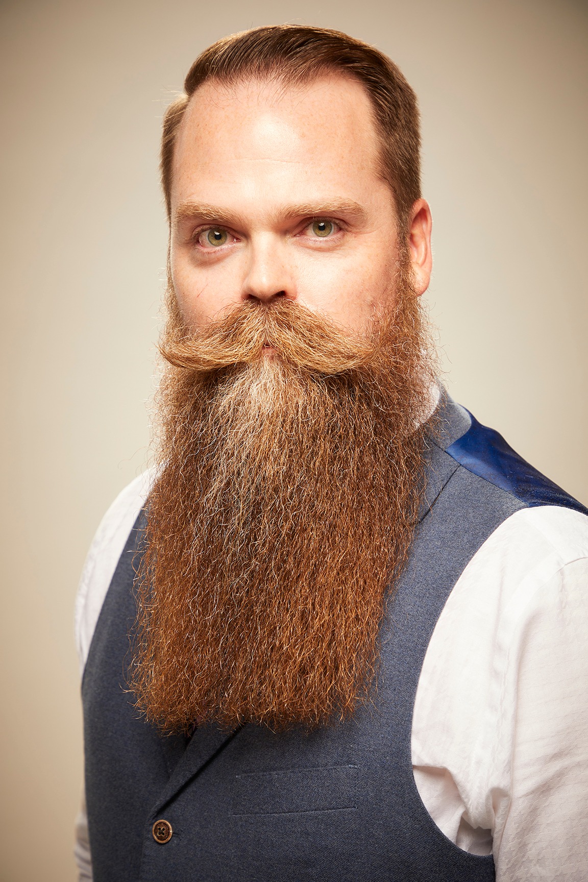 30 photos du championnat 2022 de barbe et moustache qui met en valeur les poils de visage de niveau supérieur