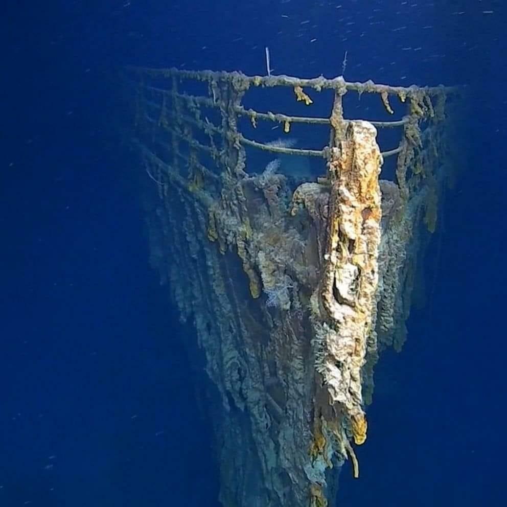 l’épave du titanic. cette photo me donne de l’anxiété…