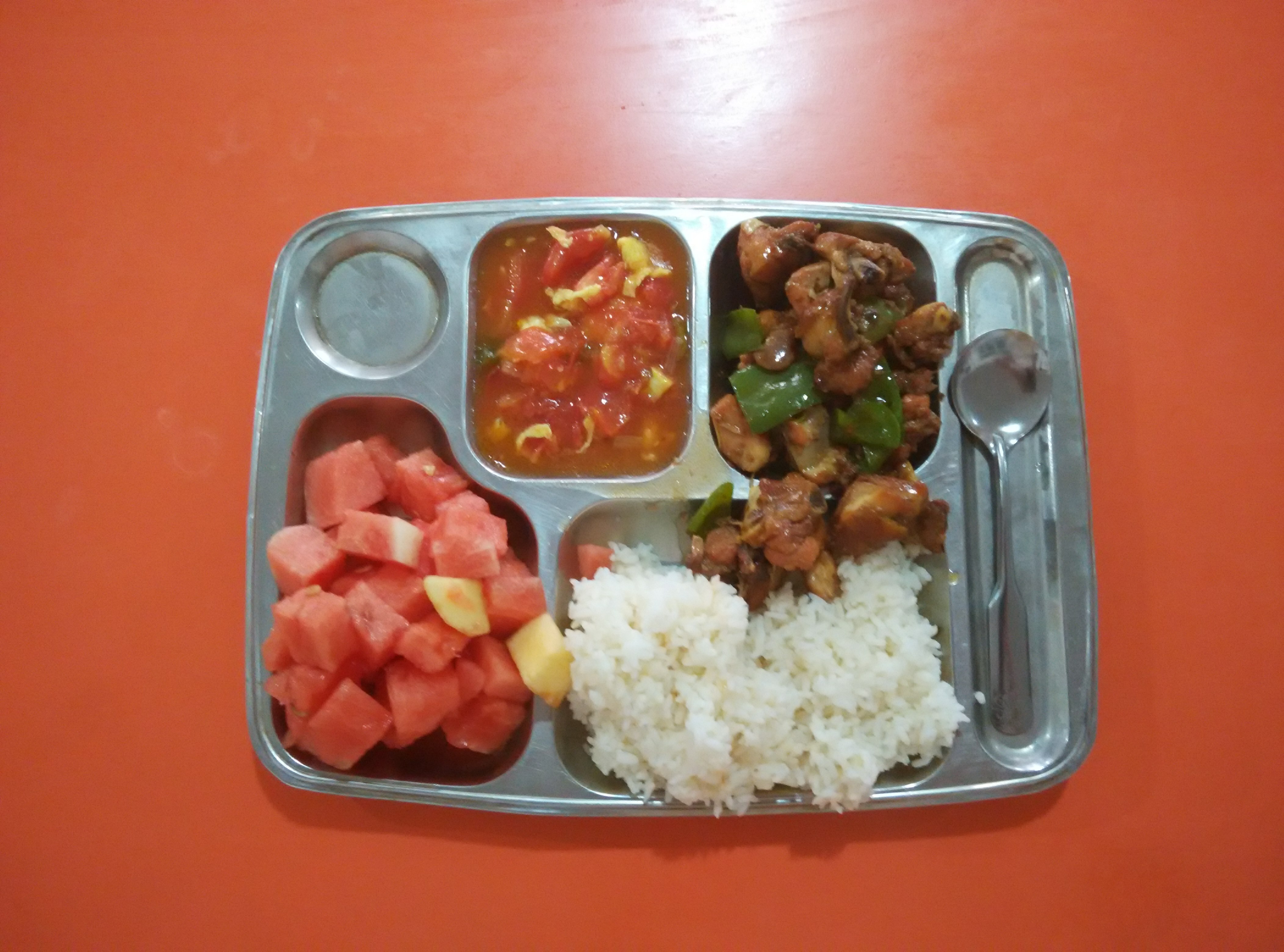 Déjeuners dans les écoles élémentaires/primaires chinoises