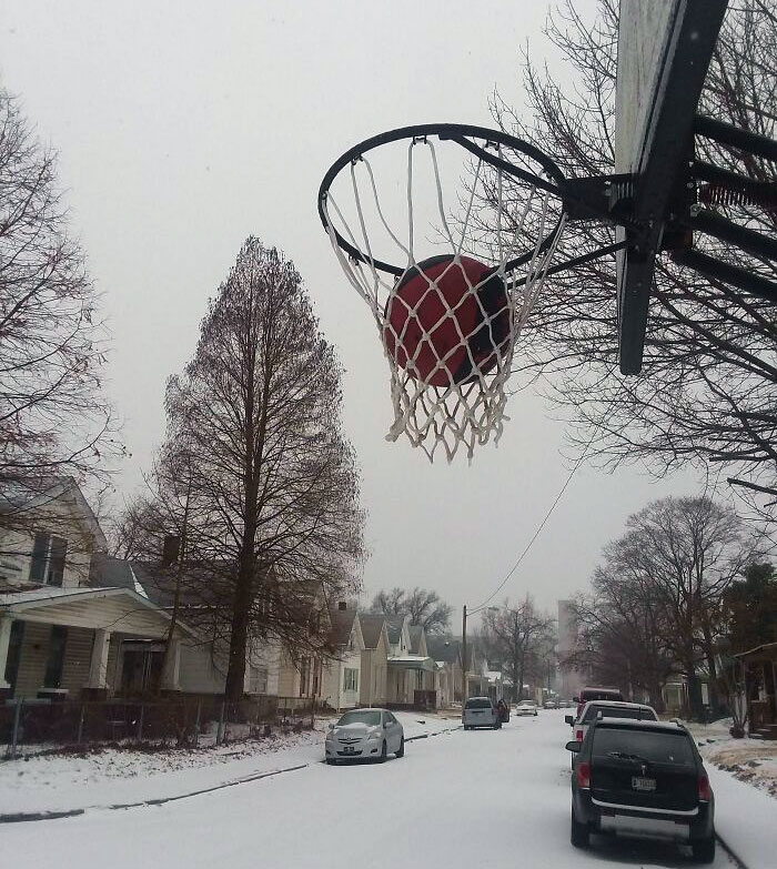 Il fait trop froid pour jouer au basket