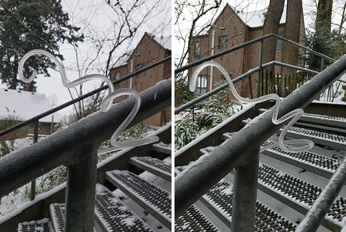 Regarde ce glaçon en spirale renversé que j’ai trouvé ce matin (il y a un petit trou dans la rampe en métal).