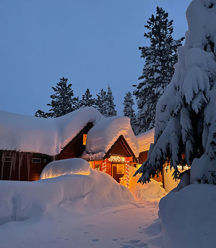 j’ai pensé que cela pourrait convenir ici – north lake tahoe après la tempête de l’hiver dernier