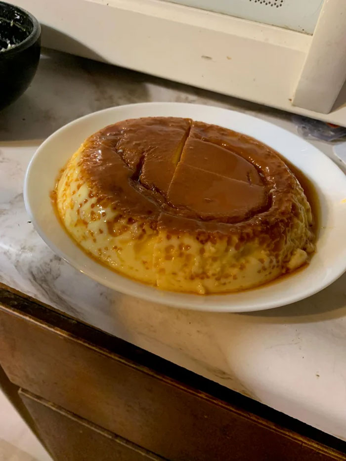 Ma soeur et moi avons fait du flan. J’ai découvert que je n’aime pas le flan.