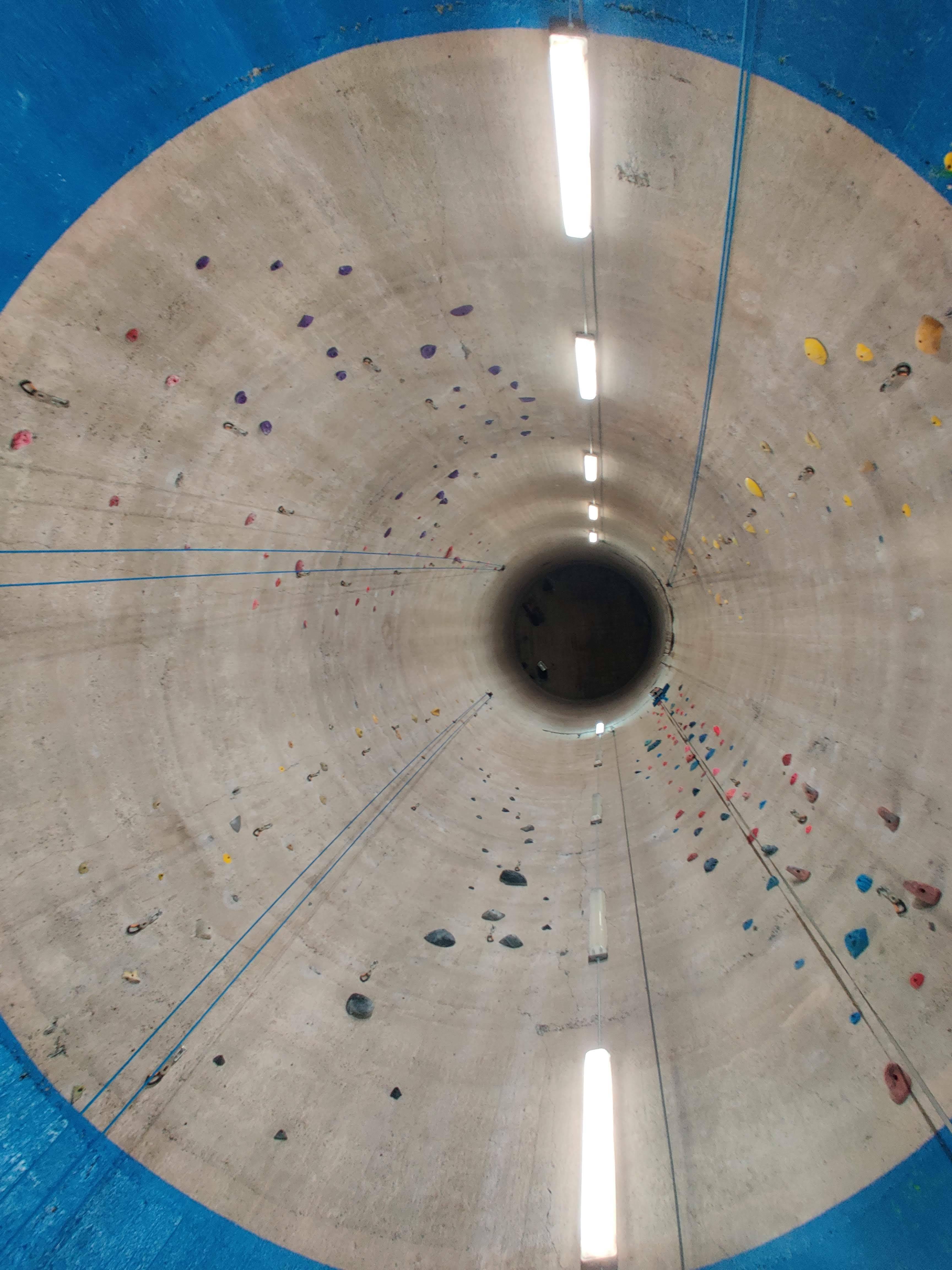 ces anciens silos de l'oklahoma ont été transformés en salle d'escalade