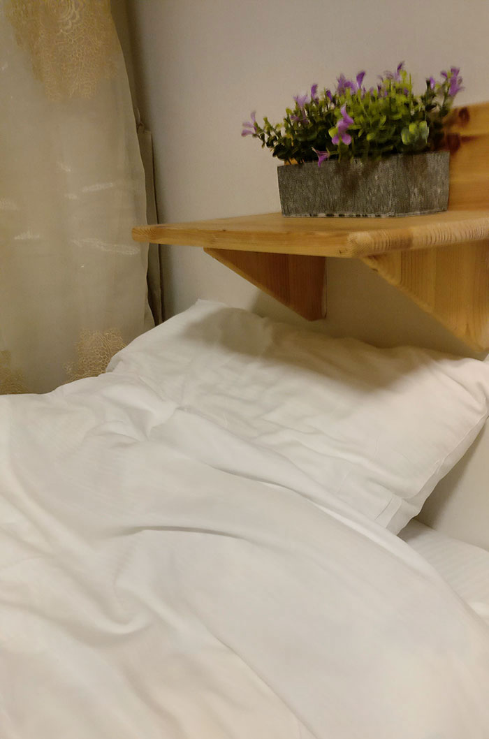 mon lit à l’hôtel où je séjourne