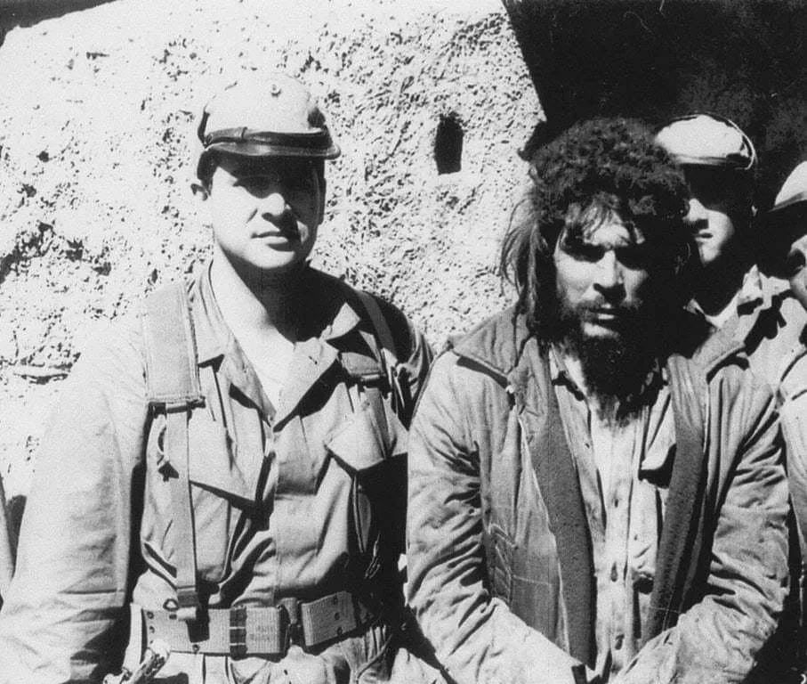 Felix Rodriguez And Che Guevara, Moments Before His Execution In Bolivia, 1967