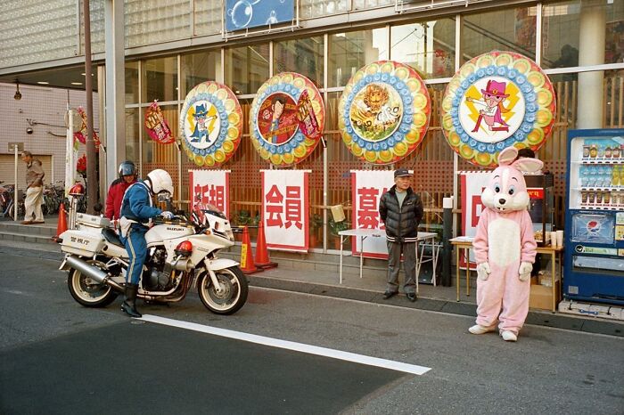 40 nouvelles photos qui montrent à quoi ressemble la vie quotidienne au Japon par le photographe shin noguchi