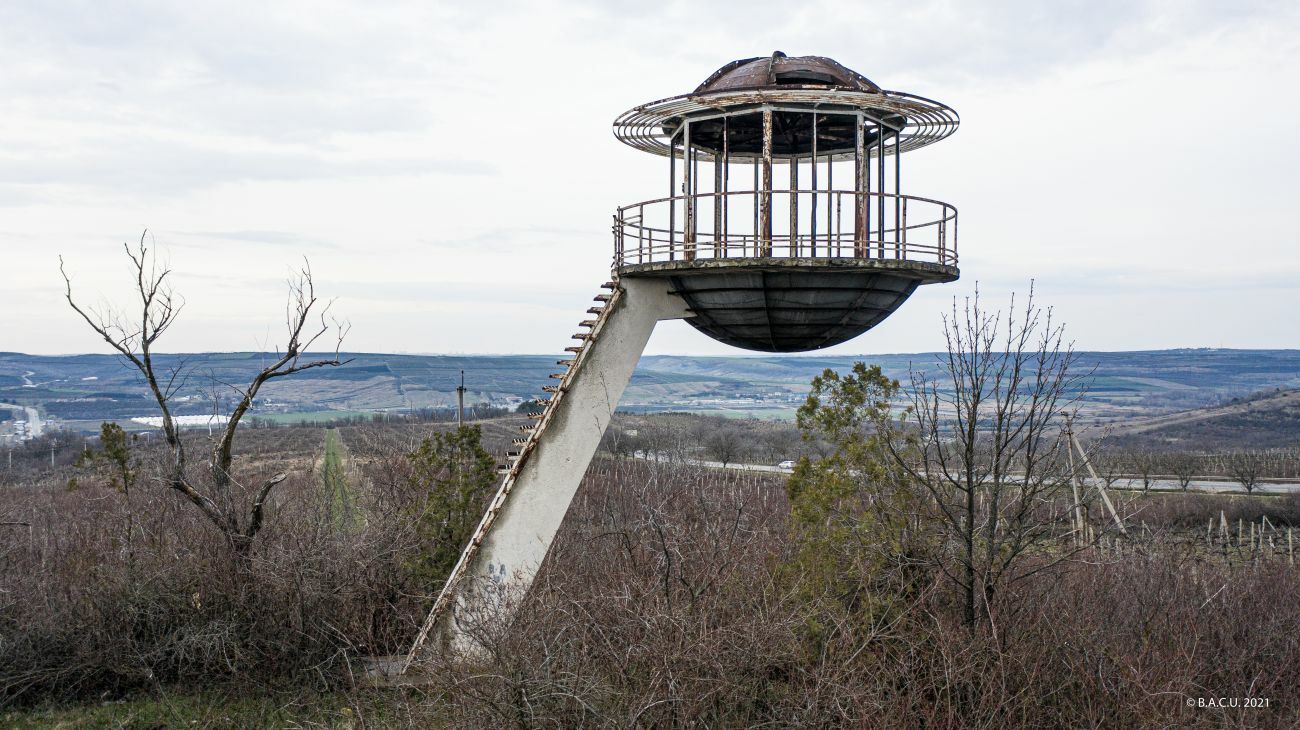 plate-forme du point de vue de bodiul, près de chisinau, moldavie, construite dans les années 60 (c) bacu/ photo bu dumitru rusu