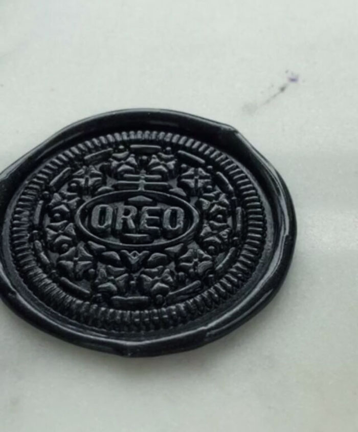 cet oreo interdit, qui est un cachet de cire