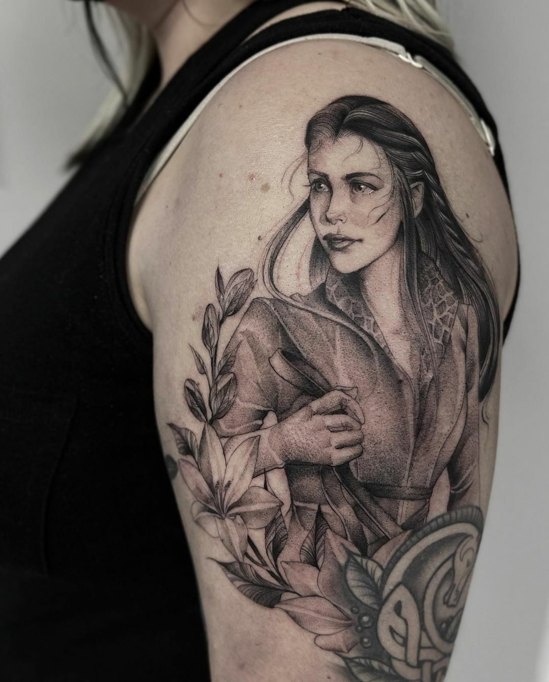 tatouage d’arwen du seigneur des anneaux