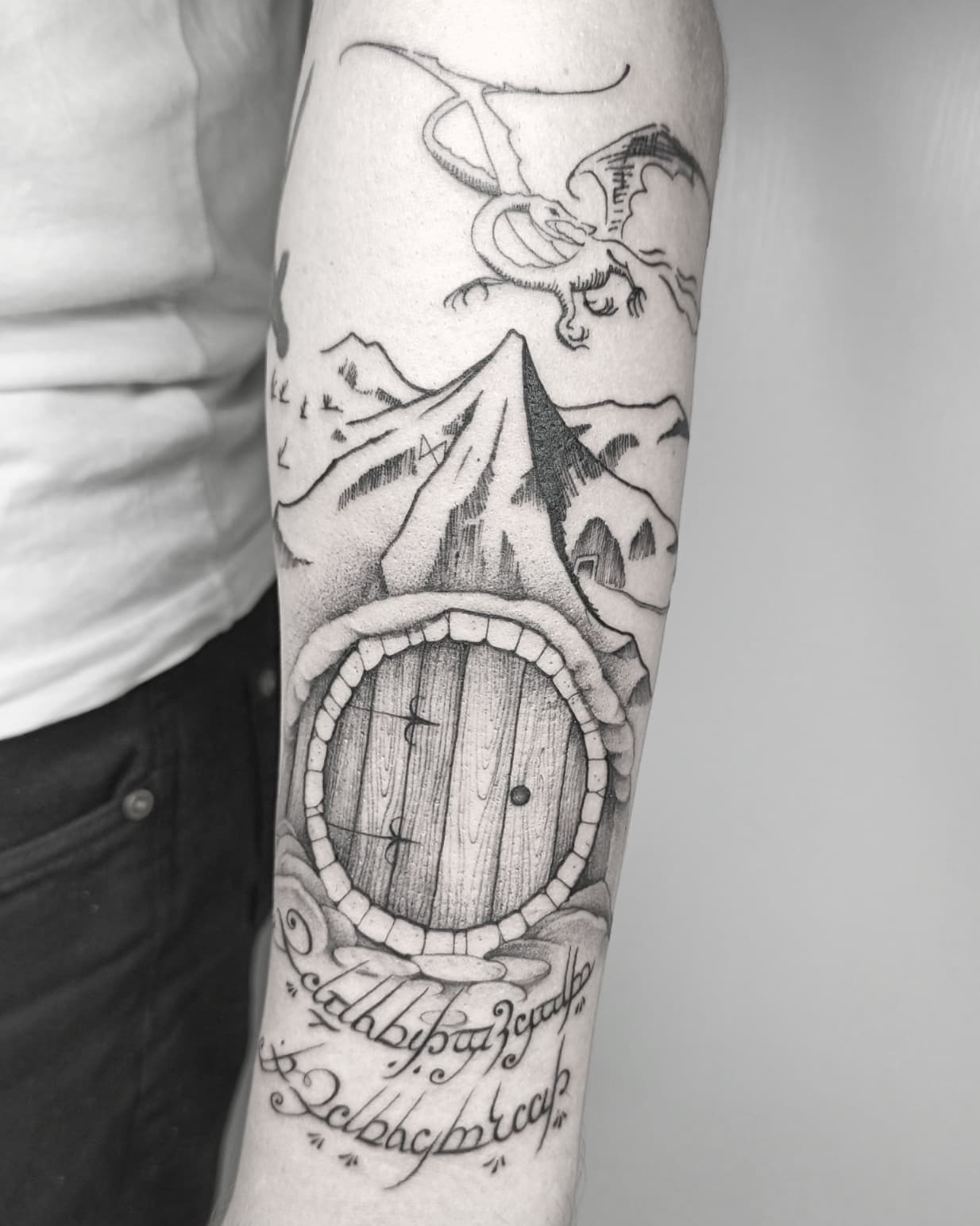 tatouage hommage à Tolkien