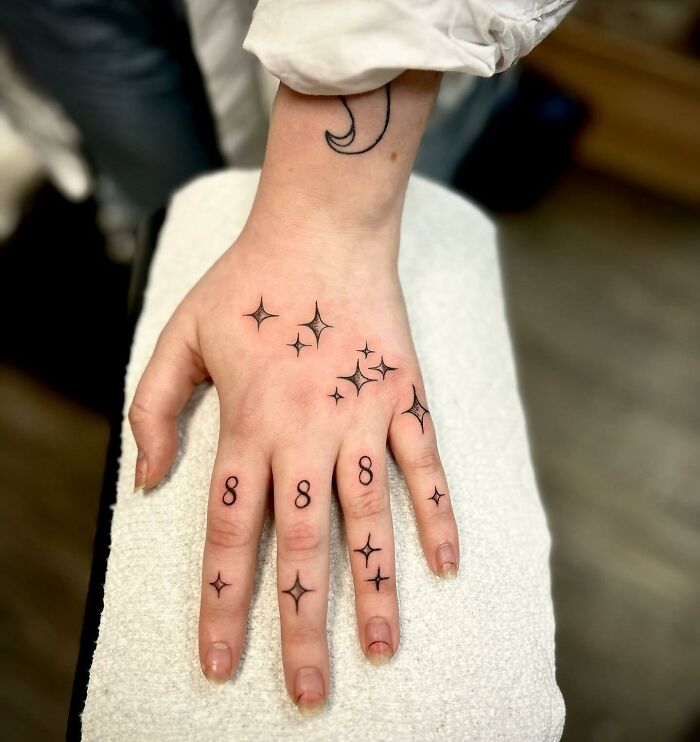 tatouages de petites mains