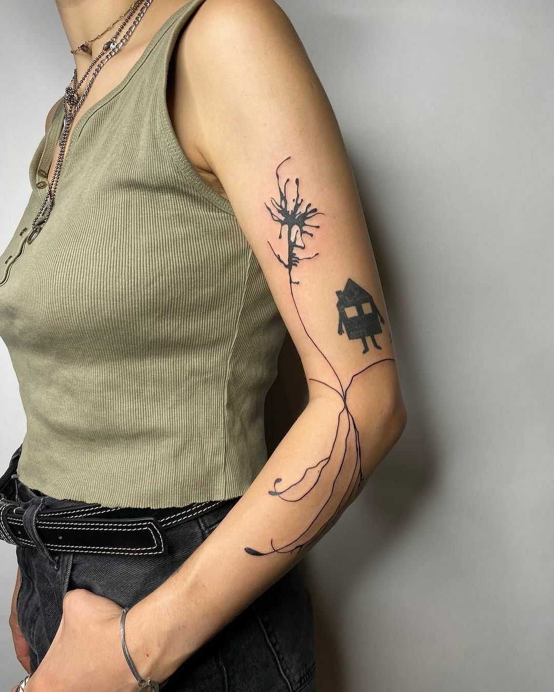 tatouage abstrait pour kira