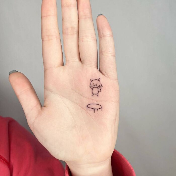 petit tatouage de main