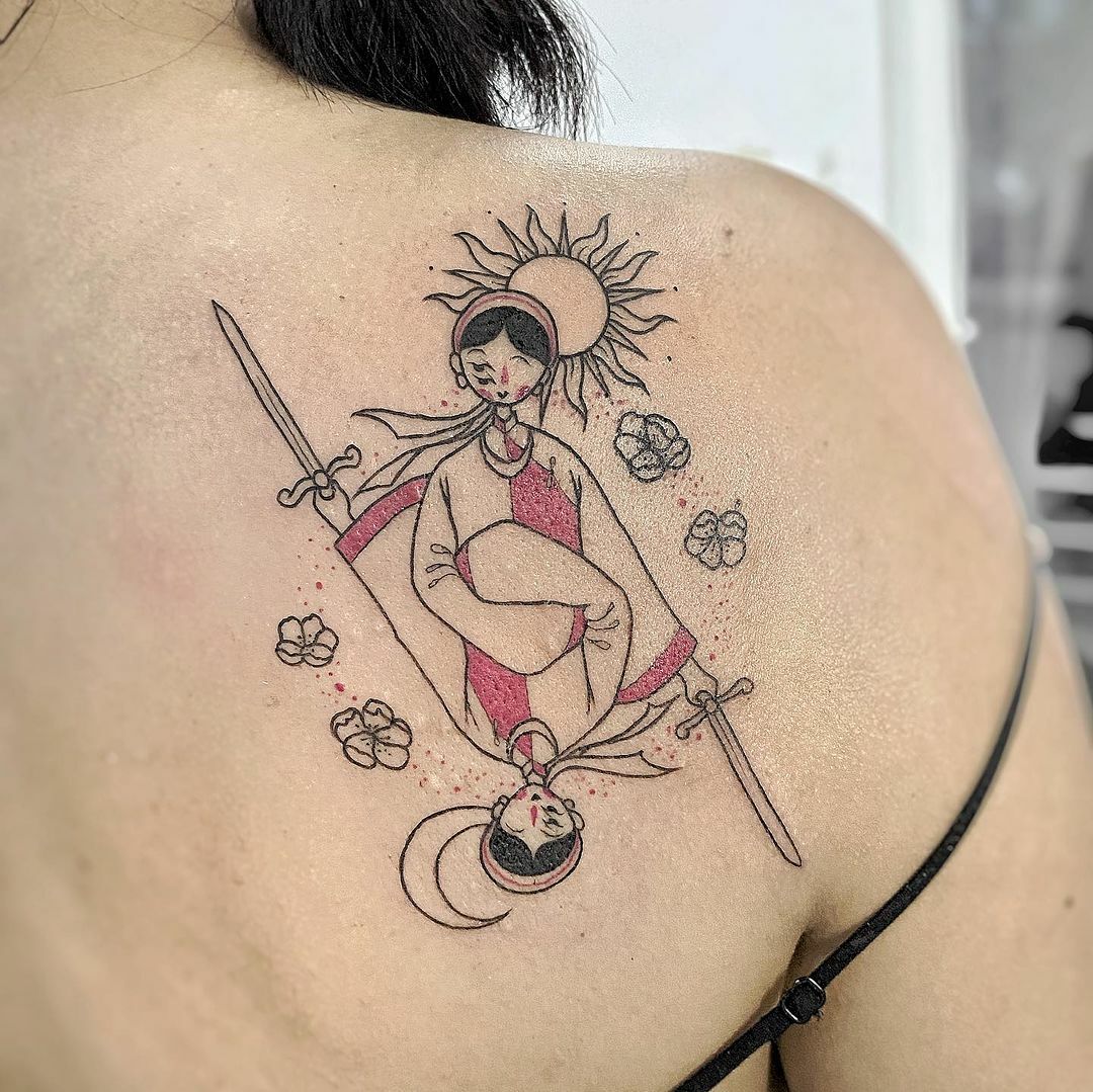 la reine de coeur tatouage abstrait