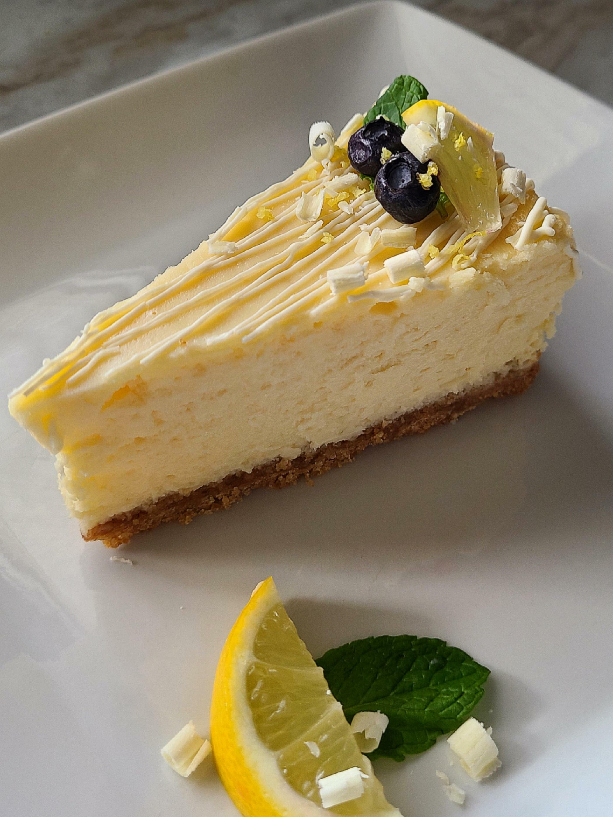 Le cheesecake au chocolat blanc et au citron que j'ai fait ! saveur préférée