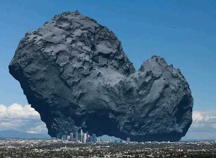 La comète 67p/C-G comparée à la ville de Los Angeles