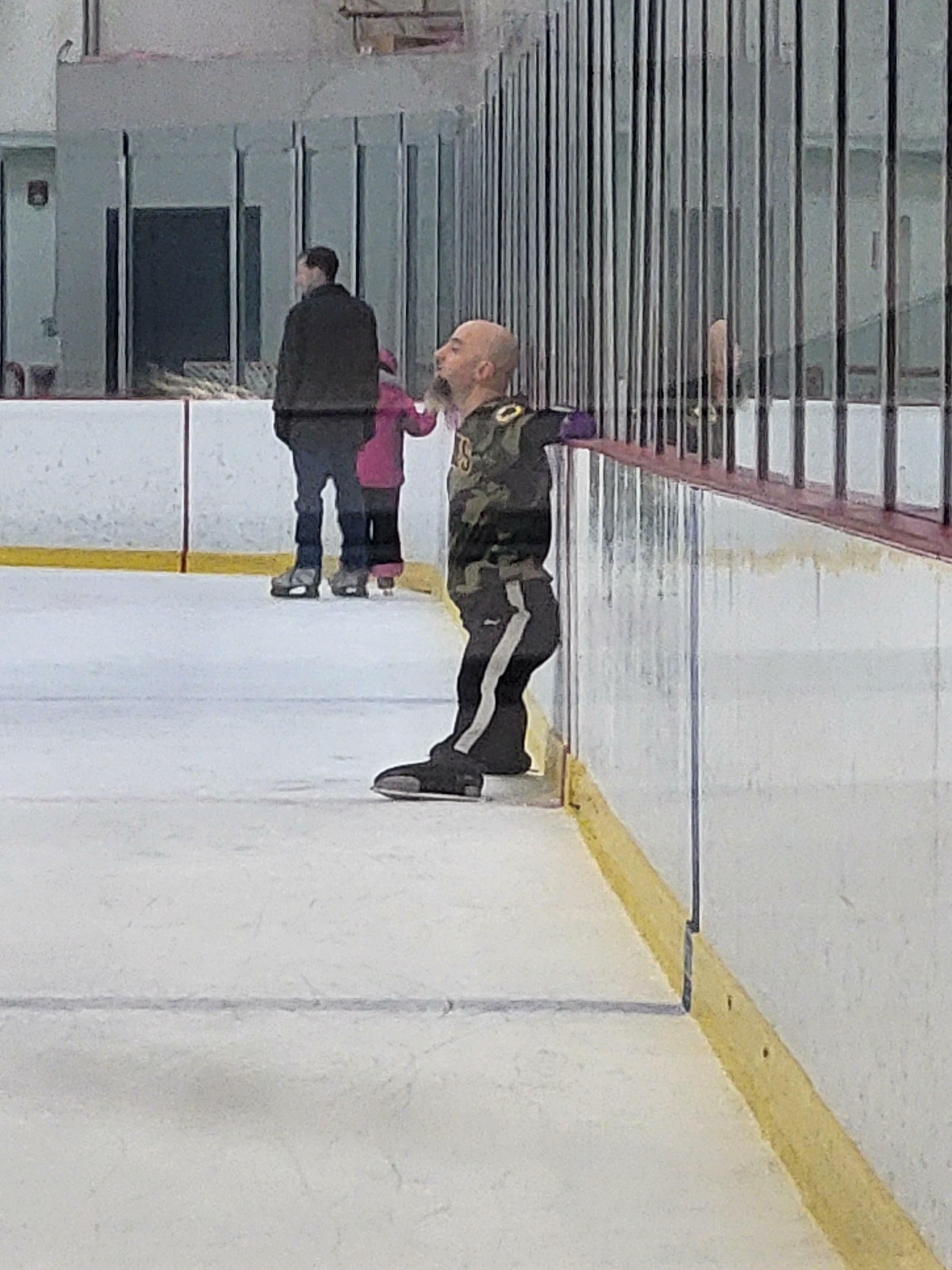 Ce n'est pas une petite personne qui fait du patin à glace