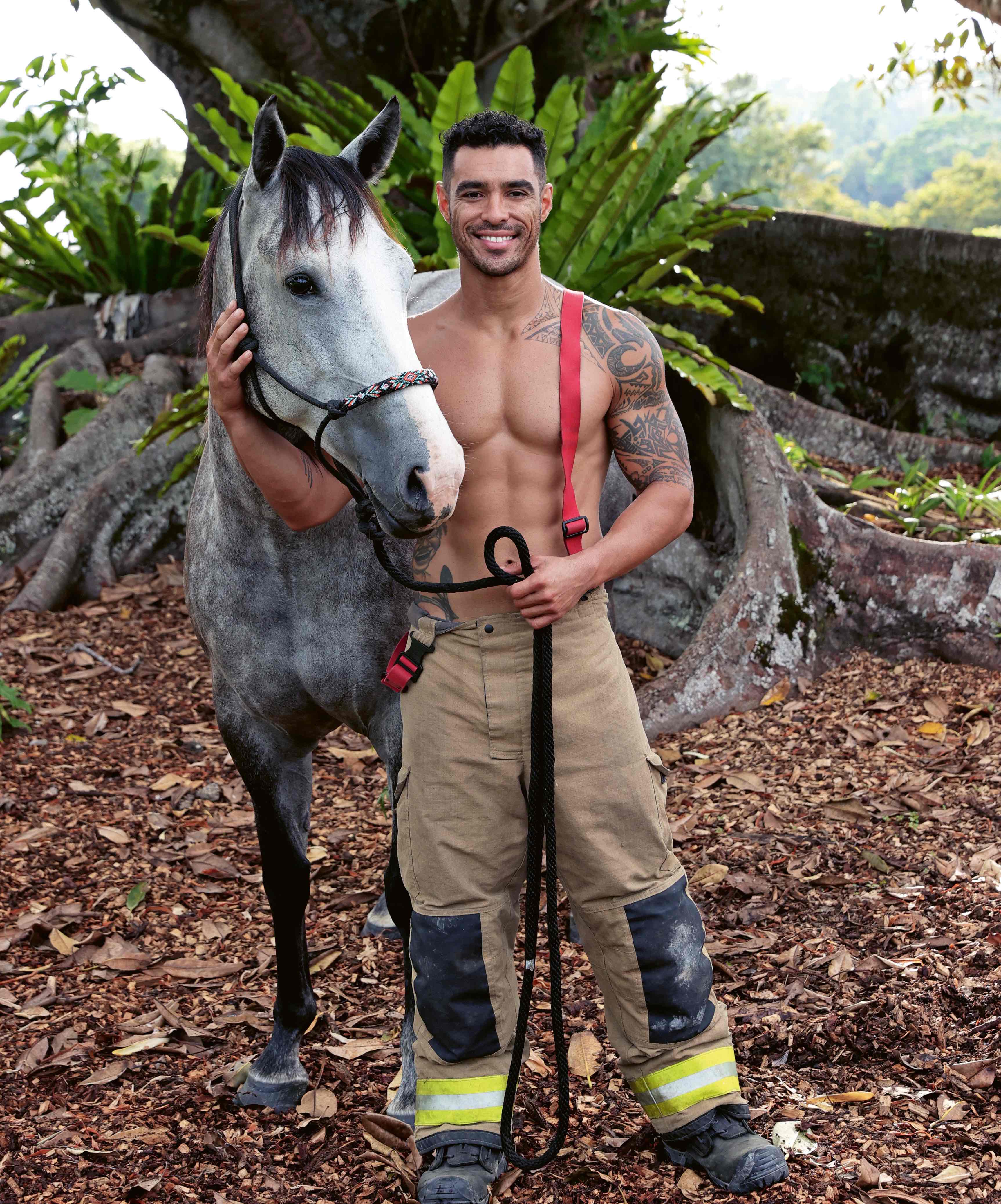 Le calendrier 2024 des pompiers australiens est à saisir et les photos sont en feu (28 images)