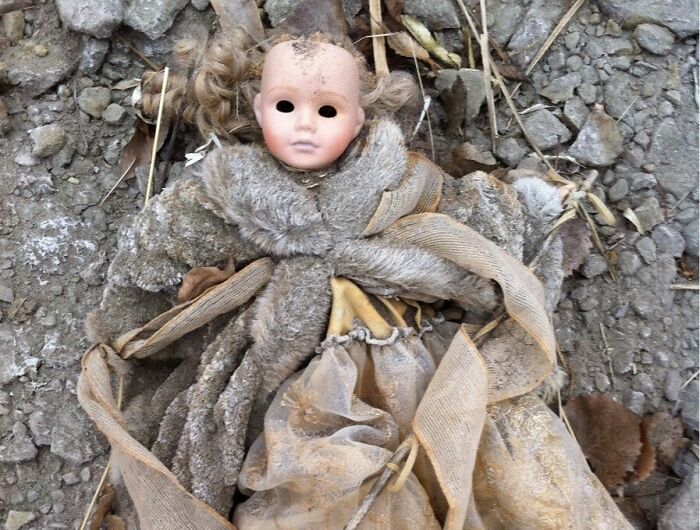 J’ai trouvé cette poupée effrayante