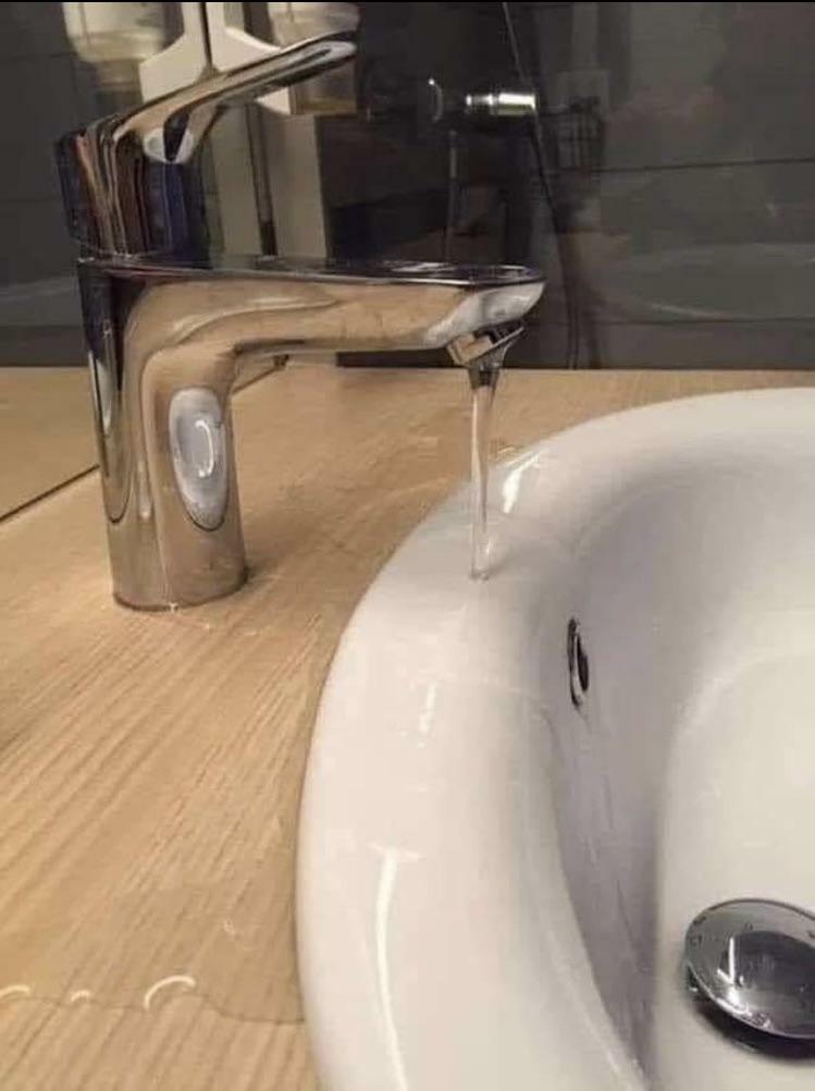 Installer le robinet d’eau, Boss