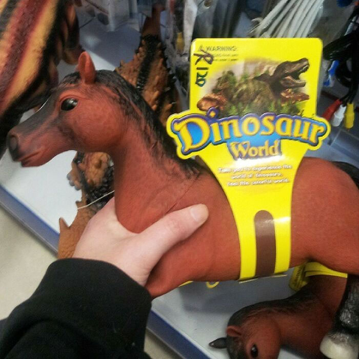 Étrange dinosaure