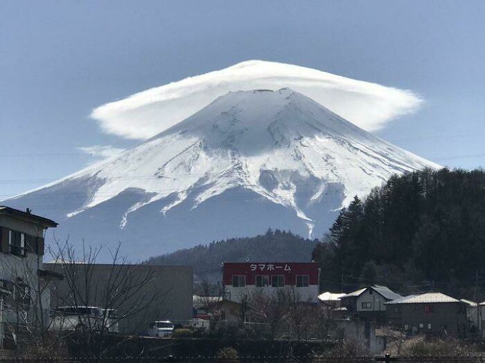 Mt. Fuji aujourd’hui – Nuage lenticulaire rare