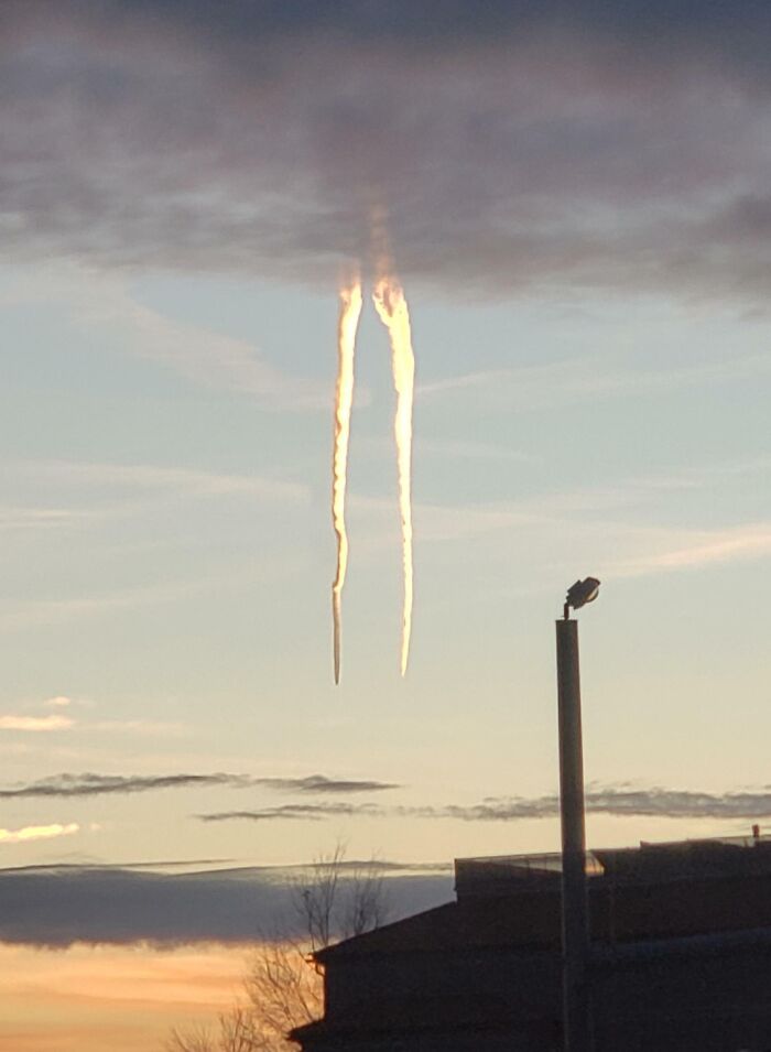 Mystérieux nuages en baguettes à Centreville, Va ce soir