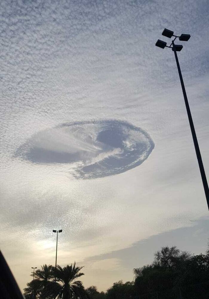 On dirait que quelqu’un s’est assis sur les nuages