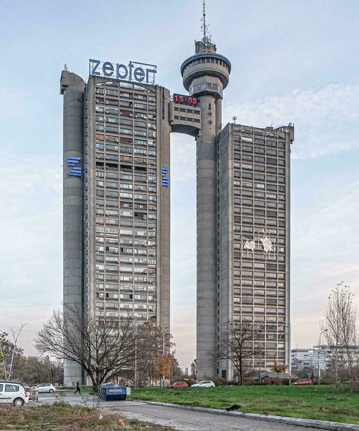 “Genex Tower” – Portes occidentales de Belgrade, Serbie