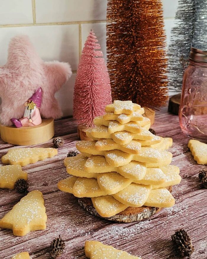 Biscuits en forme de sapin de Noël en 3D