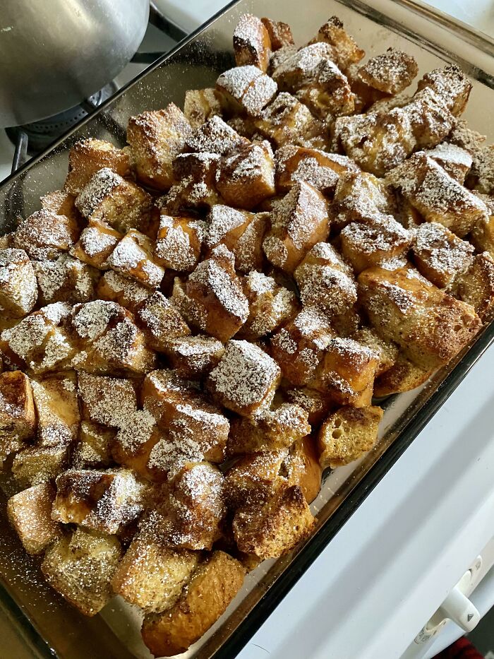 Casserole de pain perdu pour le petit déjeuner de Noël